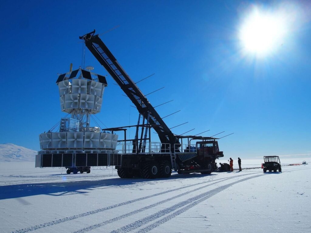 Unusual radio signals have been detected by the Anita (Antarctic Impulsive Transient Antenna) experiment, a series of instruments carried on balloons above Antarctica, designed to detect radio waves emitted by cosmic rays striking the atmosphere. © Stéphanie Wissel, Penn State University
