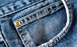That Tiny Pocket on Your Jeans Isn’t Just for Decoration—Its Original Purpose Will Surprise You