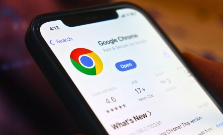 Apple Issues Urgent Alert to iPhone Users: Ditch Google Chrome or Risk Major Privacy Leaks