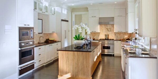 Designers Are Ditching the Kitchen Work Triangle for 2026