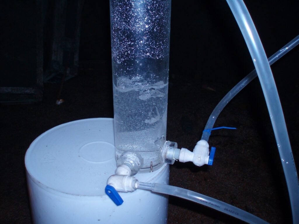 Natural hydrogen visible as gas bubbles separating from groundwater discharging from rocks of the Canadian Shield